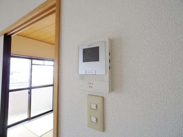  東海道本線/静岡駅 バス14分宮竹児童公園前下車:停歩6分 2階 築27年