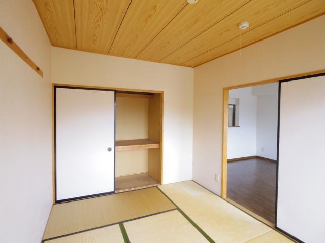  東海道本線/静岡駅 バス14分宮竹児童公園前下車:停歩6分 2階 築27年