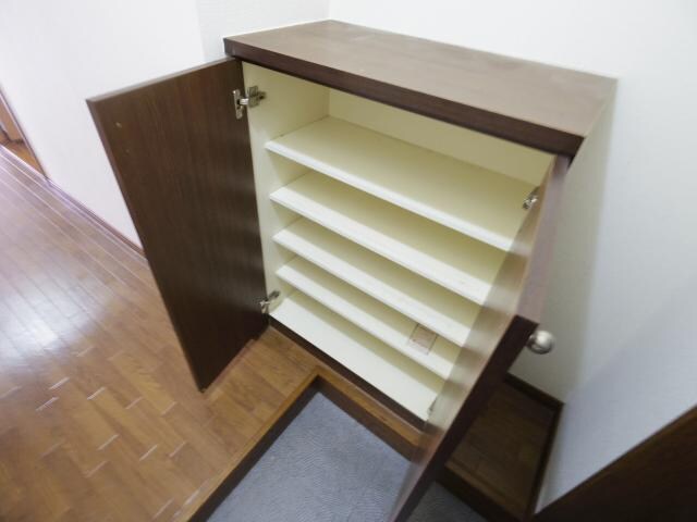  東海道本線/静岡駅 バス14分宮竹児童公園前下車:停歩6分 2階 築27年