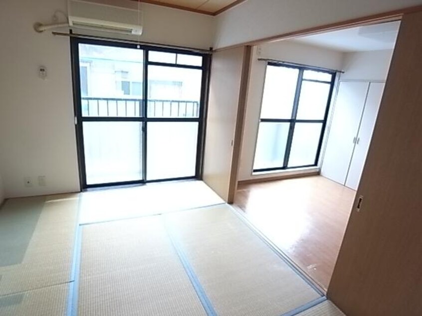  東海道本線/静岡駅 バス13分登呂遺跡下車:停歩5分 2階 築36年