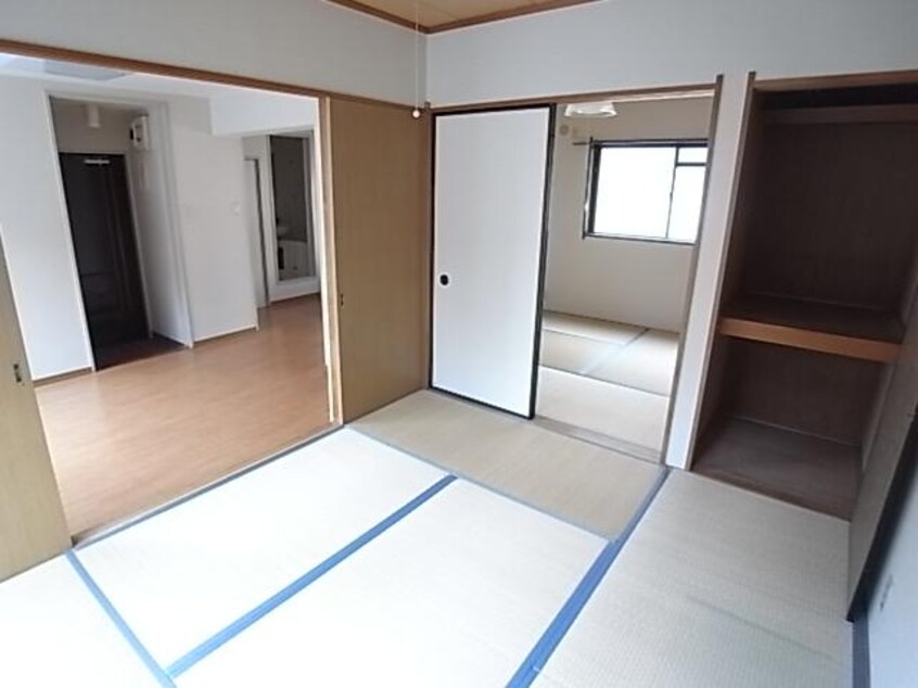  東海道本線/静岡駅 バス13分登呂遺跡下車:停歩5分 2階 築36年