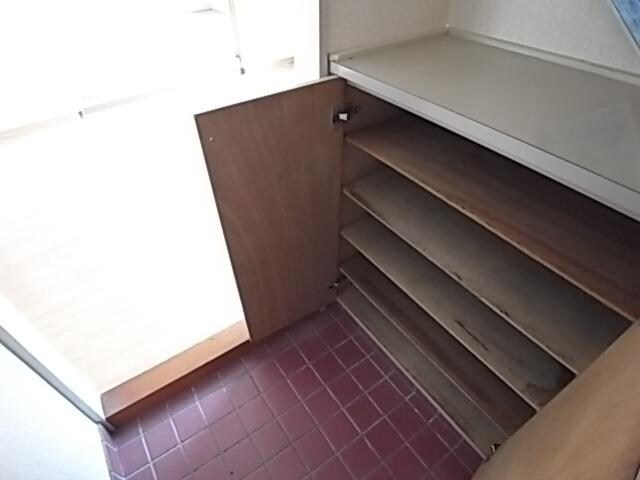  東海道本線/静岡駅 バス13分登呂遺跡下車:停歩5分 2階 築36年
