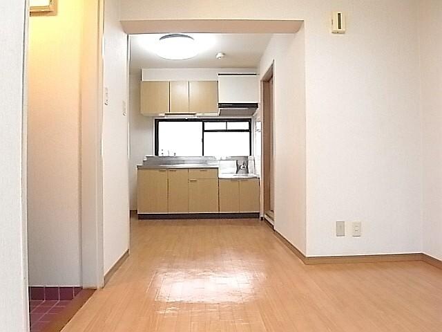  東海道本線/静岡駅 バス13分登呂遺跡下車:停歩5分 2階 築36年