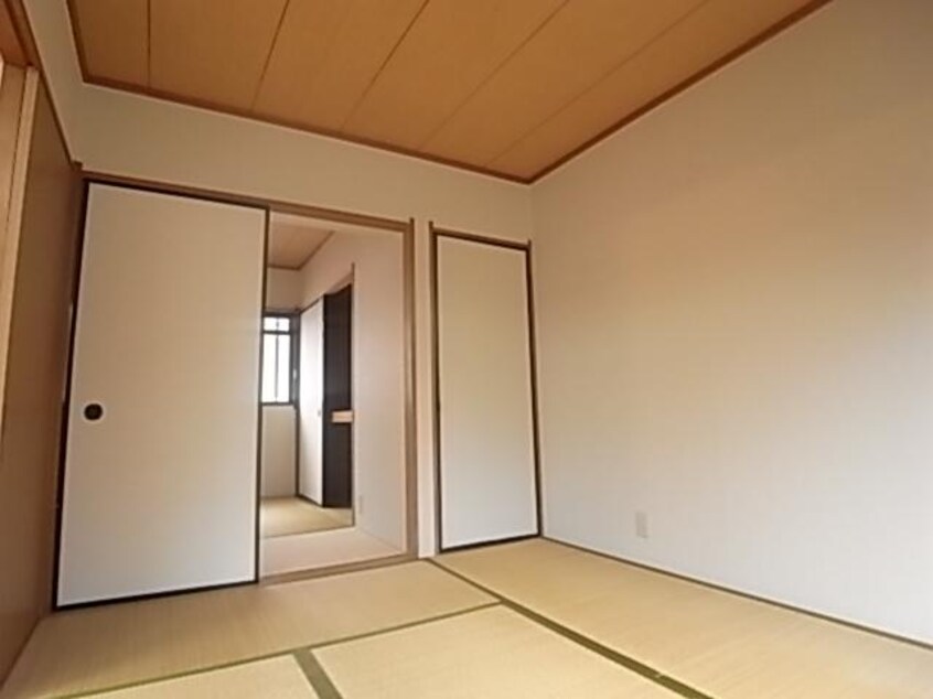  東海道本線/静岡駅 バス13分登呂遺跡下車:停歩5分 2階 築36年