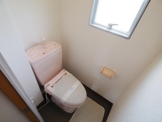  東海道本線/静岡駅 バス17分西脇ハローワーク静岡入口下車:停歩6分 2階 築41年
