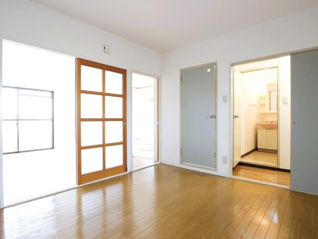  東海道本線/静岡駅 バス15分登呂コープタウン入口下車:停歩4分 3階 築30年