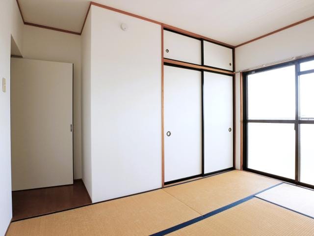  東海道本線/静岡駅 バス15分登呂コープタウン入口下車:停歩4分 3階 築30年