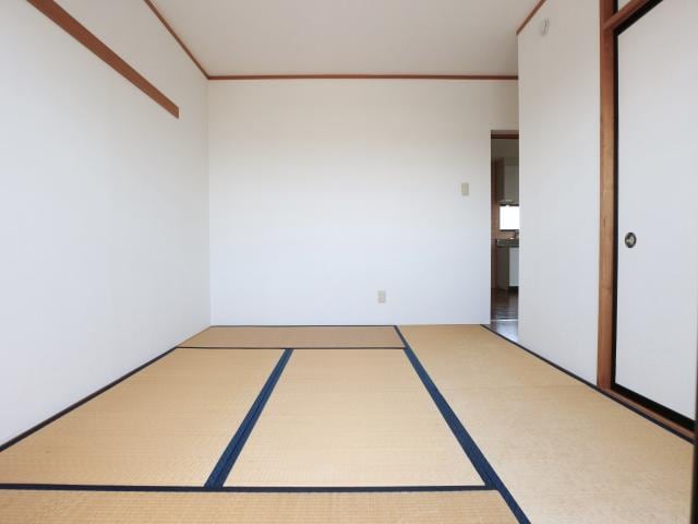  東海道本線/静岡駅 バス15分登呂コープタウン入口下車:停歩4分 3階 築30年