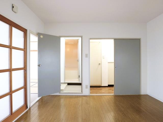  東海道本線/静岡駅 バス15分登呂コープタウン入口下車:停歩4分 3階 築30年