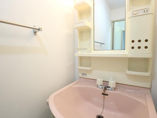  東海道本線/静岡駅 バス15分登呂コープタウン入口下車:停歩4分 3階 築30年