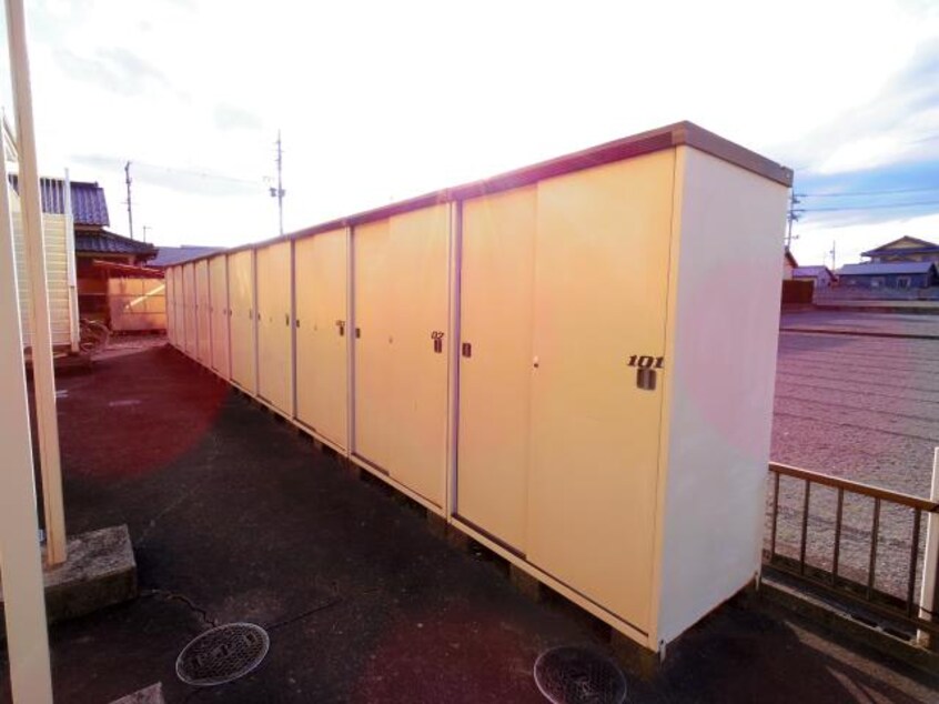  東海道本線/焼津駅 バス11分小川下車:停歩5分 1階 築33年