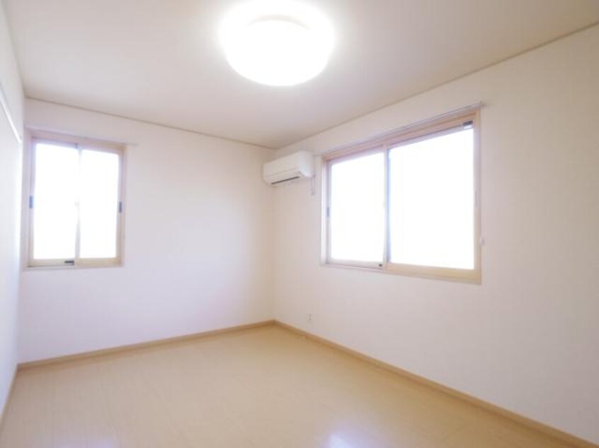  東海道本線/静岡駅 バス20分大浜公園入口下車:停歩8分 1階 築21年