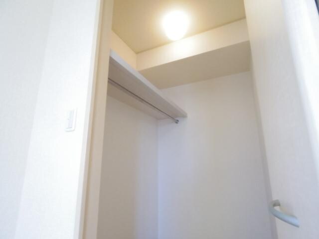  東海道本線/静岡駅 バス20分大浜公園入口下車:停歩8分 1階 築21年