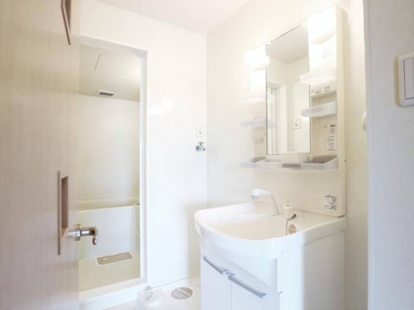  東海道本線/静岡駅 バス15分小鹿公民館前下車:停歩13分 2階 築19年