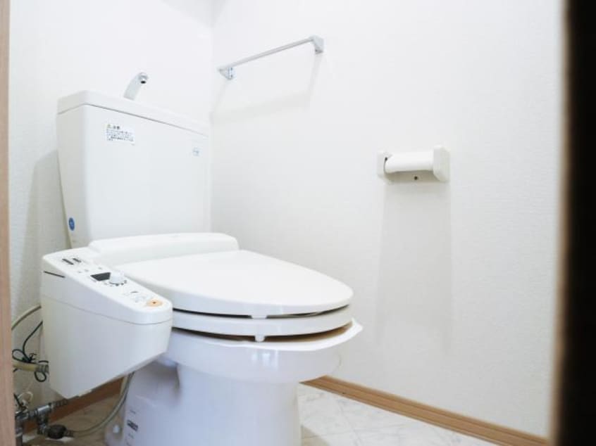  東海道本線/静岡駅 バス15分小鹿公民館前下車:停歩13分 2階 築19年