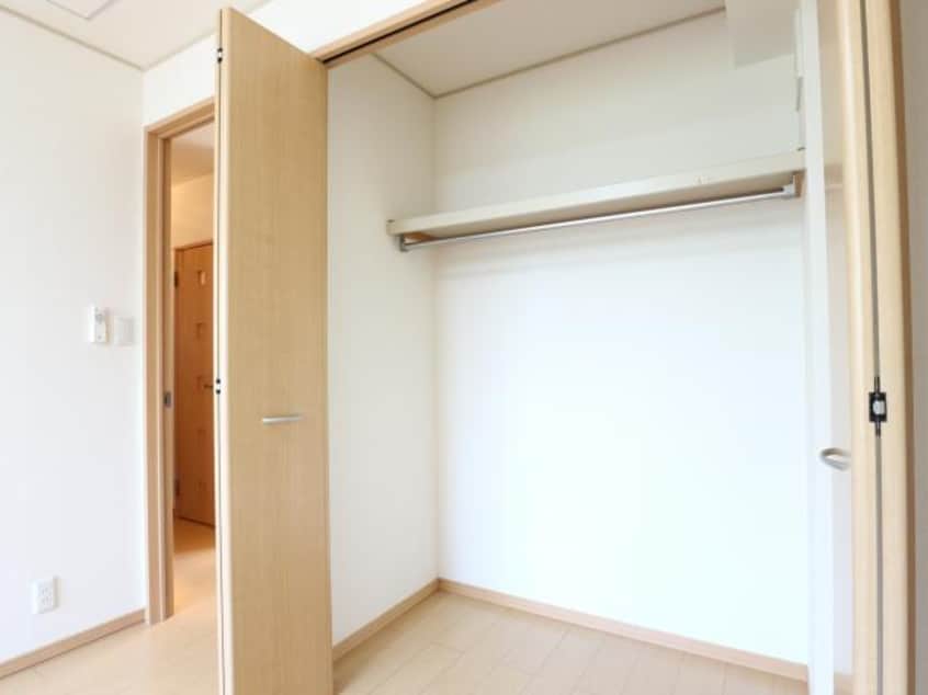  東海道本線/静岡駅 バス15分小鹿公民館前下車:停歩13分 2階 築19年