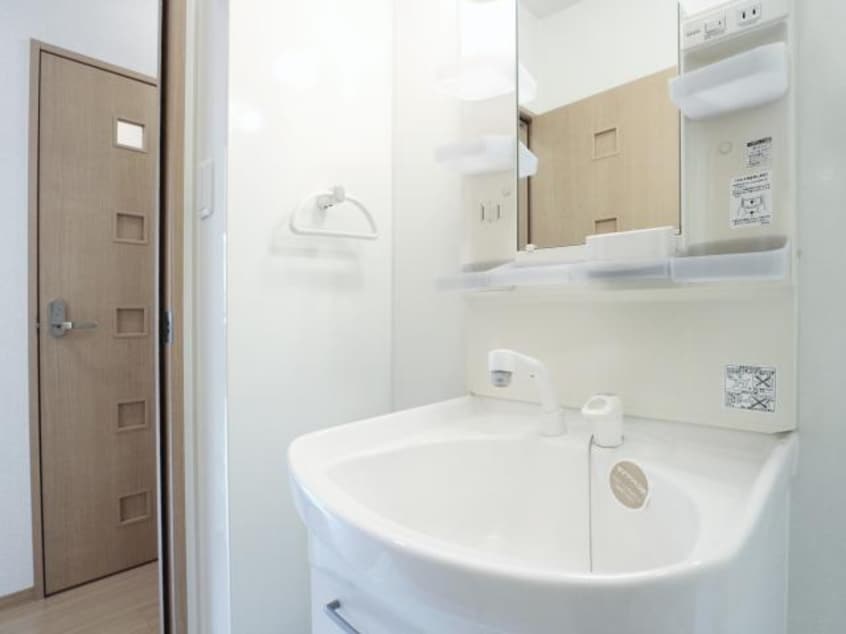  東海道本線/静岡駅 バス20分小鹿公民館前下車:停歩13分 1階 築19年