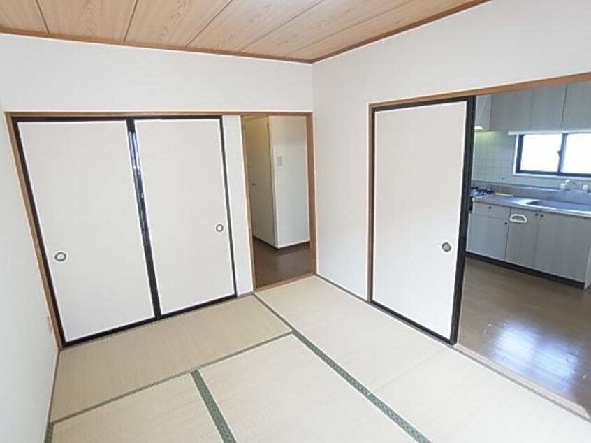  東海道本線/静岡駅 バス19分西脇下下車:停歩4分 2階 築30年