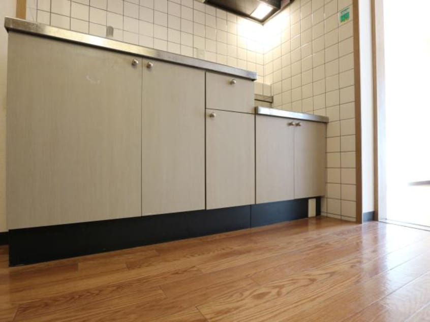  東海道本線/静岡駅 バス11分中田四丁目下車:停歩6分 1階 築27年