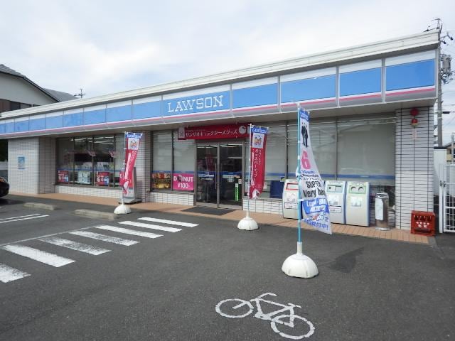 ローソン静岡西脇店(コンビニ)まで380m 東海道本線/静岡駅 バス11分中田四丁目下車:停歩6分 1階 築27年
