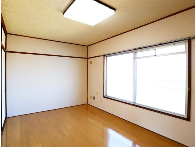  東海道本線/静岡駅 バス21分中島上公民館前下車:停歩3分 3階 築45年