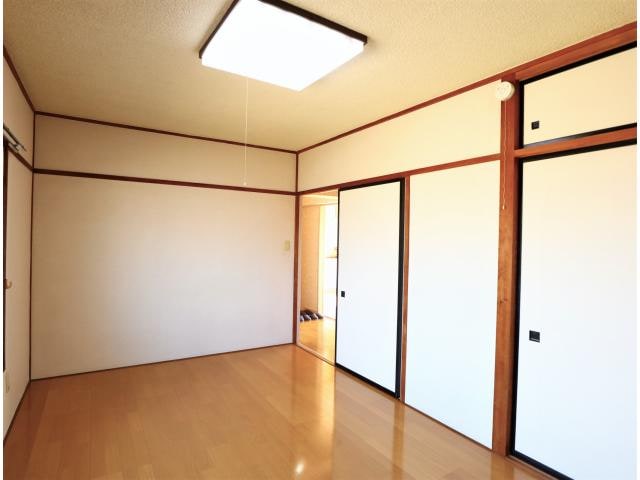  東海道本線/静岡駅 バス21分中島上公民館前下車:停歩3分 3階 築45年
