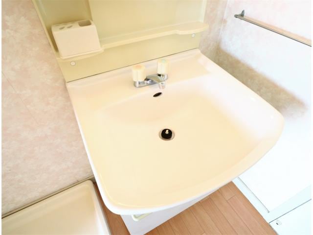  東海道本線/静岡駅 バス21分中島上公民館前下車:停歩3分 3階 築45年