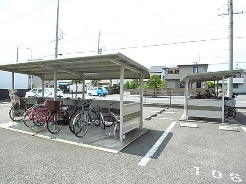  東海道本線/静岡駅 バス6分中田三丁目西下車:停歩3分 1階 築25年