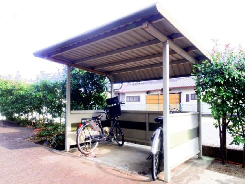  東海道本線/静岡駅 バス23分宮竹一丁目下車:停歩6分 1階 築26年