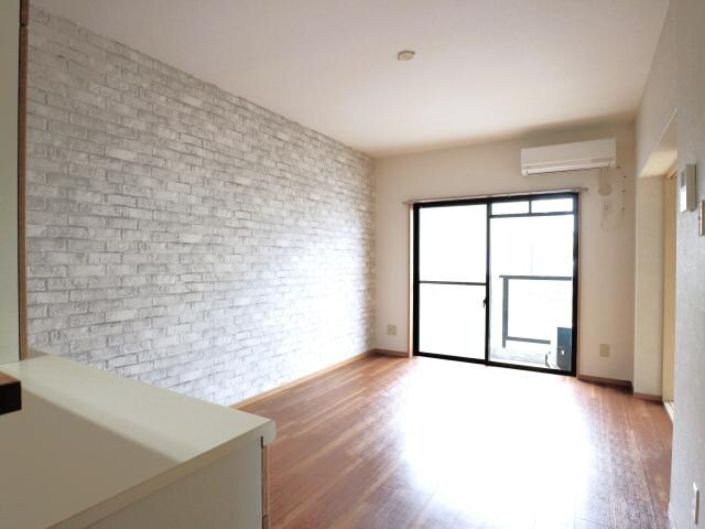  東海道本線/静岡駅 バス17分中村町下下車:停歩4分 1階 築26年