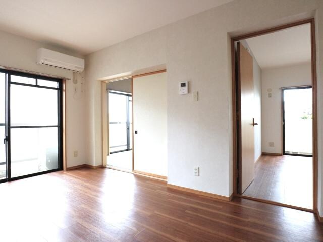  東海道本線/静岡駅 バス17分中村町下下車:停歩4分 1階 築26年