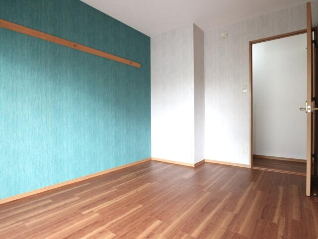  東海道本線/静岡駅 バス17分中村町下下車:停歩4分 1階 築26年