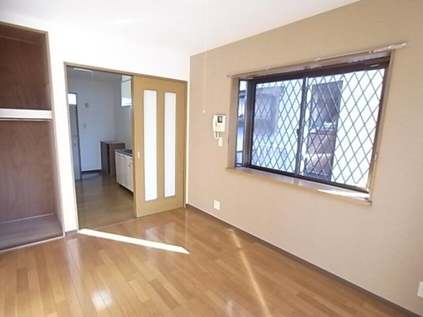 洋室 東海道本線/静岡駅 バス14分下島下車:停歩3分 1階 築24年