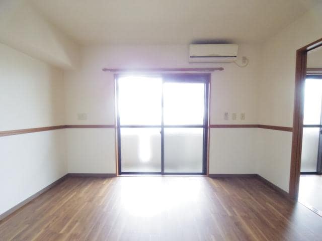  東海道本線/静岡駅 バス15分緑ヶ丘下車:停歩7分 5階 築20年