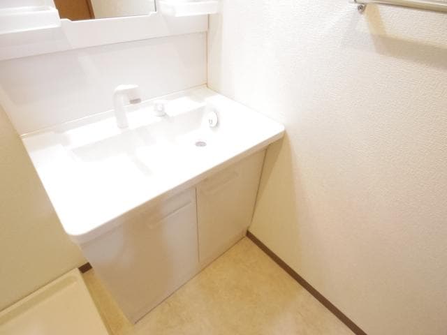  東海道本線/静岡駅 バス15分緑ヶ丘下車:停歩7分 5階 築20年