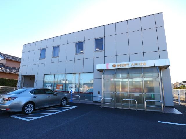 静岡銀行大井川支店(銀行)まで2582m 東海道本線/焼津駅 バス36分宮島下車:停歩4分 2階 築19年