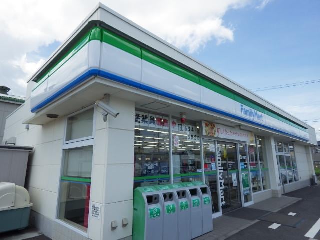 ファミリーマート静岡中島店(コンビニ)まで373m 東海道新幹線（東海）/静岡駅 バス20分中島下車:停歩7分 2階 築22年