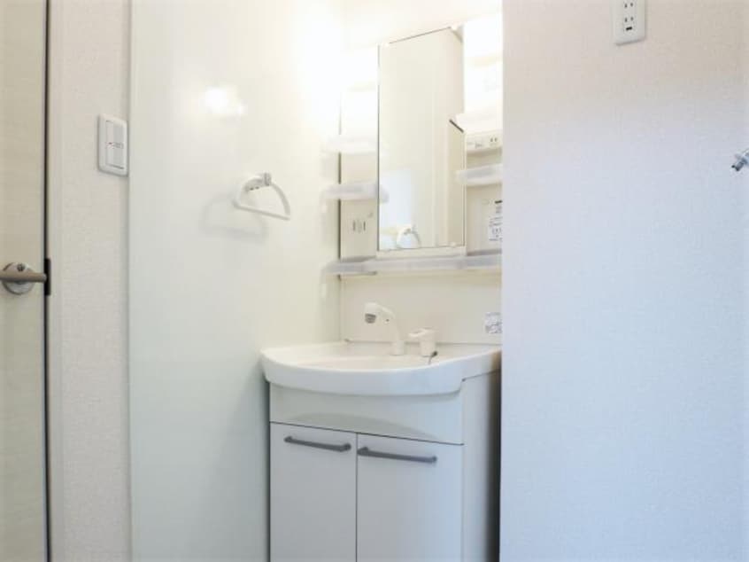  東海道本線/静岡駅 バス15分登呂コープタウン入口下車:停歩9分 2階 築19年