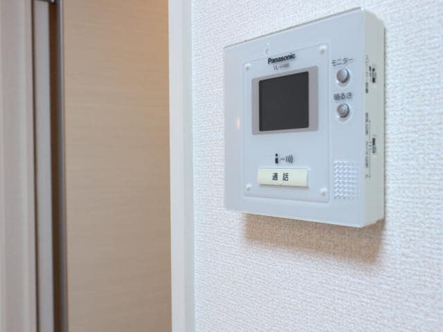  東海道本線/静岡駅 バス15分登呂コープタウン入口下車:停歩9分 2階 築19年