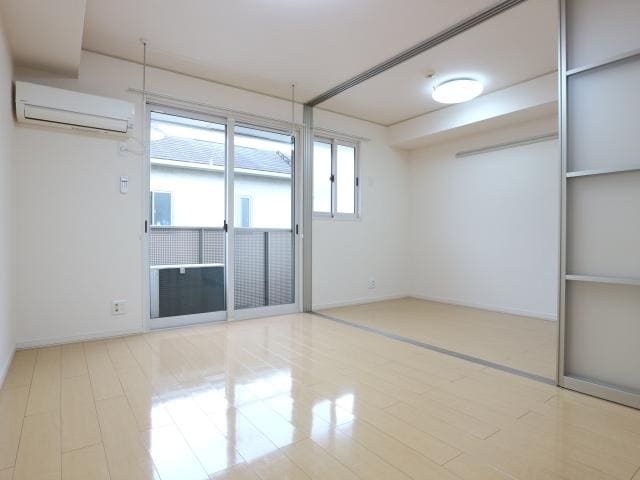  東海道本線/静岡駅 バス15分登呂コープタウン入口下車:停歩9分 2階 築19年