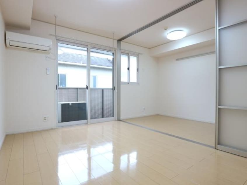  東海道本線/静岡駅 バス15分登呂コープタウン入口下車:停歩9分 2階 築19年