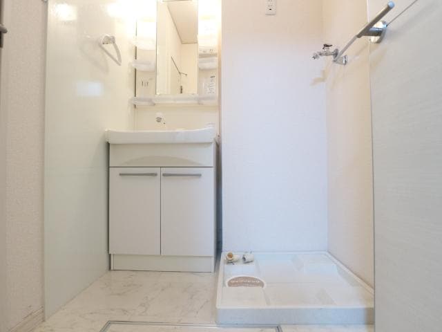  東海道本線/静岡駅 バス15分登呂コープタウン入口下車:停歩9分 2階 築19年