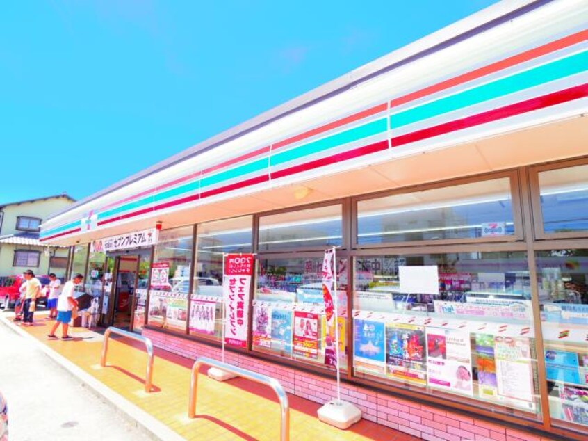 セブンイレブン藤枝駅前店(コンビニ)まで186m 東海道本線/藤枝駅 徒歩4分 3階 築47年