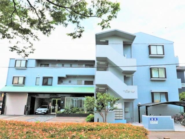  東海道本線/静岡駅 バス20分宮竹児童公民館前下車:停歩4分 2階 築28年
