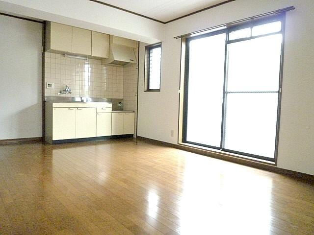  東海道本線/静岡駅 バス20分宮竹児童公民館前下車:停歩4分 2階 築28年