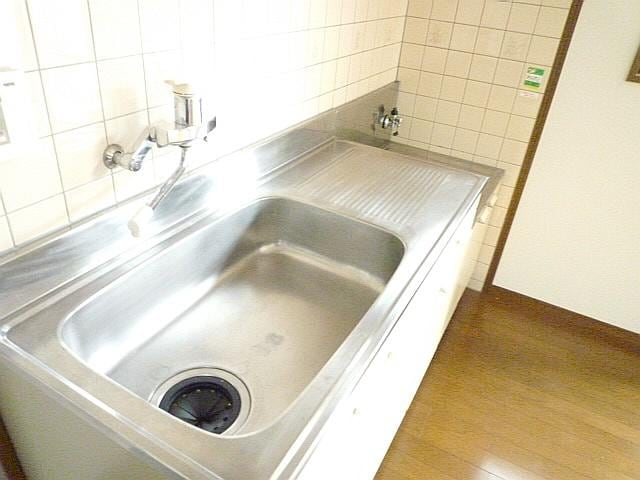  東海道本線/静岡駅 バス20分宮竹児童公民館前下車:停歩4分 2階 築28年