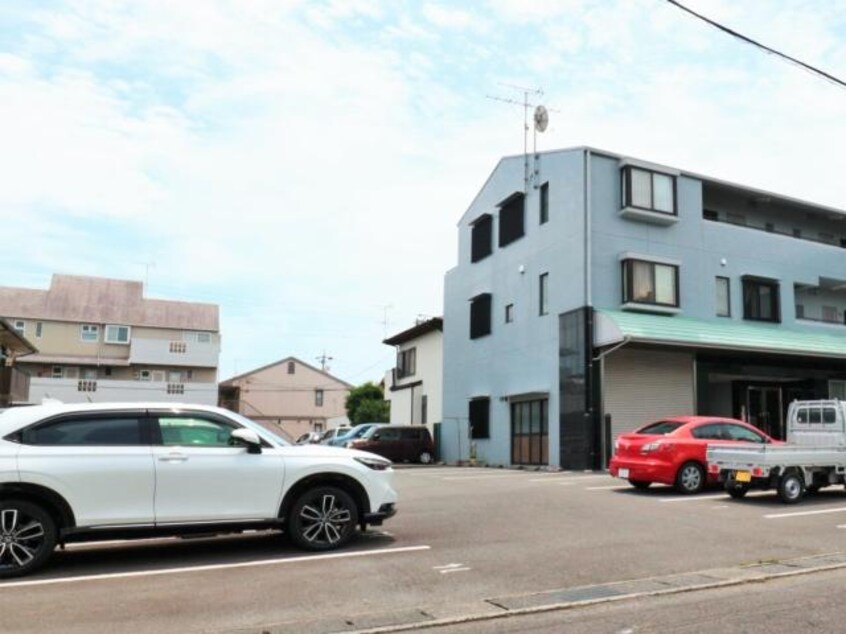  東海道本線/静岡駅 バス20分宮竹児童公民館前下車:停歩4分 2階 築28年