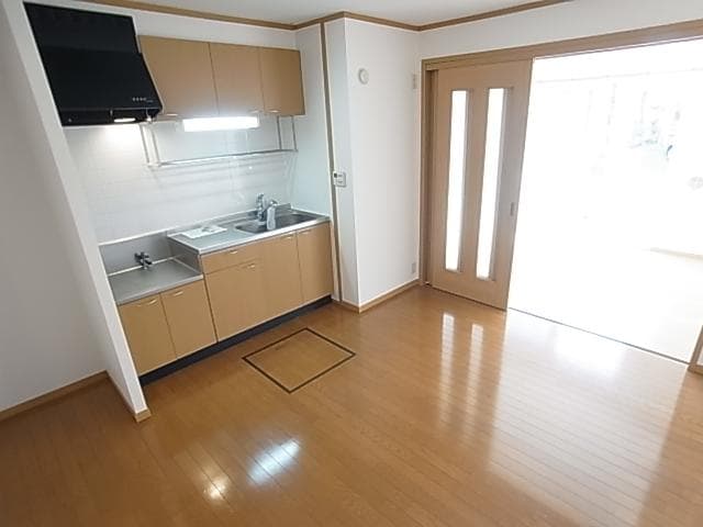  東海道本線/静岡駅 バス15分敷地二丁目下車:停歩2分 1階 築21年