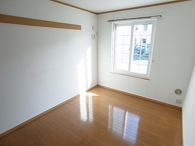  東海道本線/静岡駅 バス15分敷地二丁目下車:停歩2分 1階 築21年