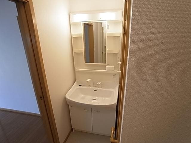  東海道本線/静岡駅 バス15分敷地二丁目下車:停歩2分 1階 築21年